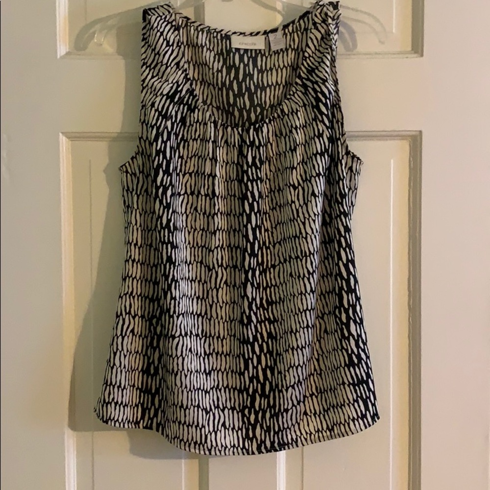 Silky and soft sleeveless Chico shirt
